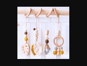 1set Animals Wooden Pendant Baby Play Gym BPA Free Food Grade Wooden Teether Toys Interactive Baby Birth Gift Wooden Blank Toys